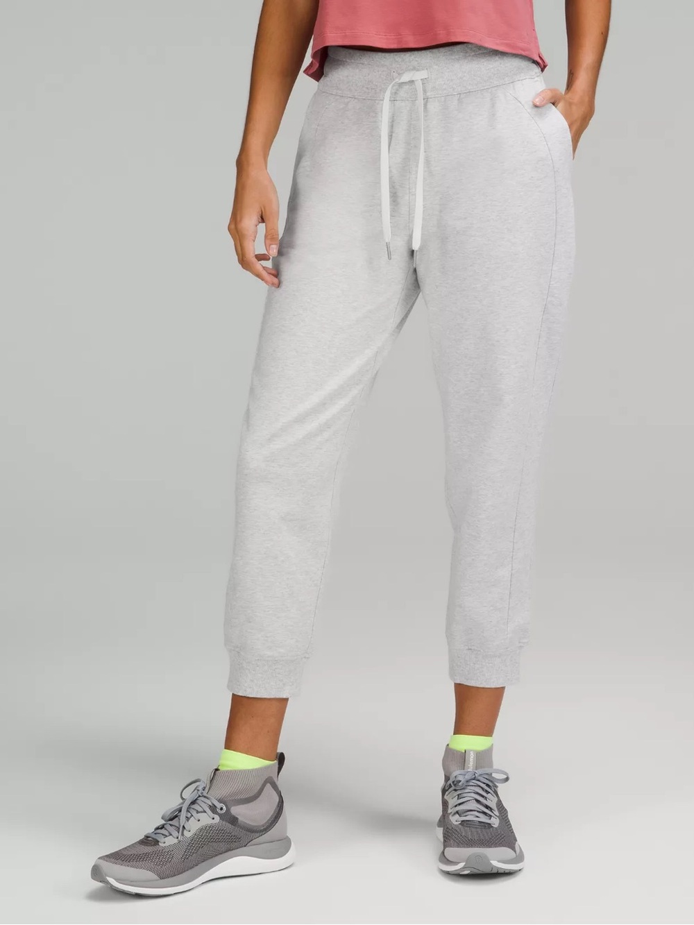 Lululemon Scuba High-Rise Cropped Jogger